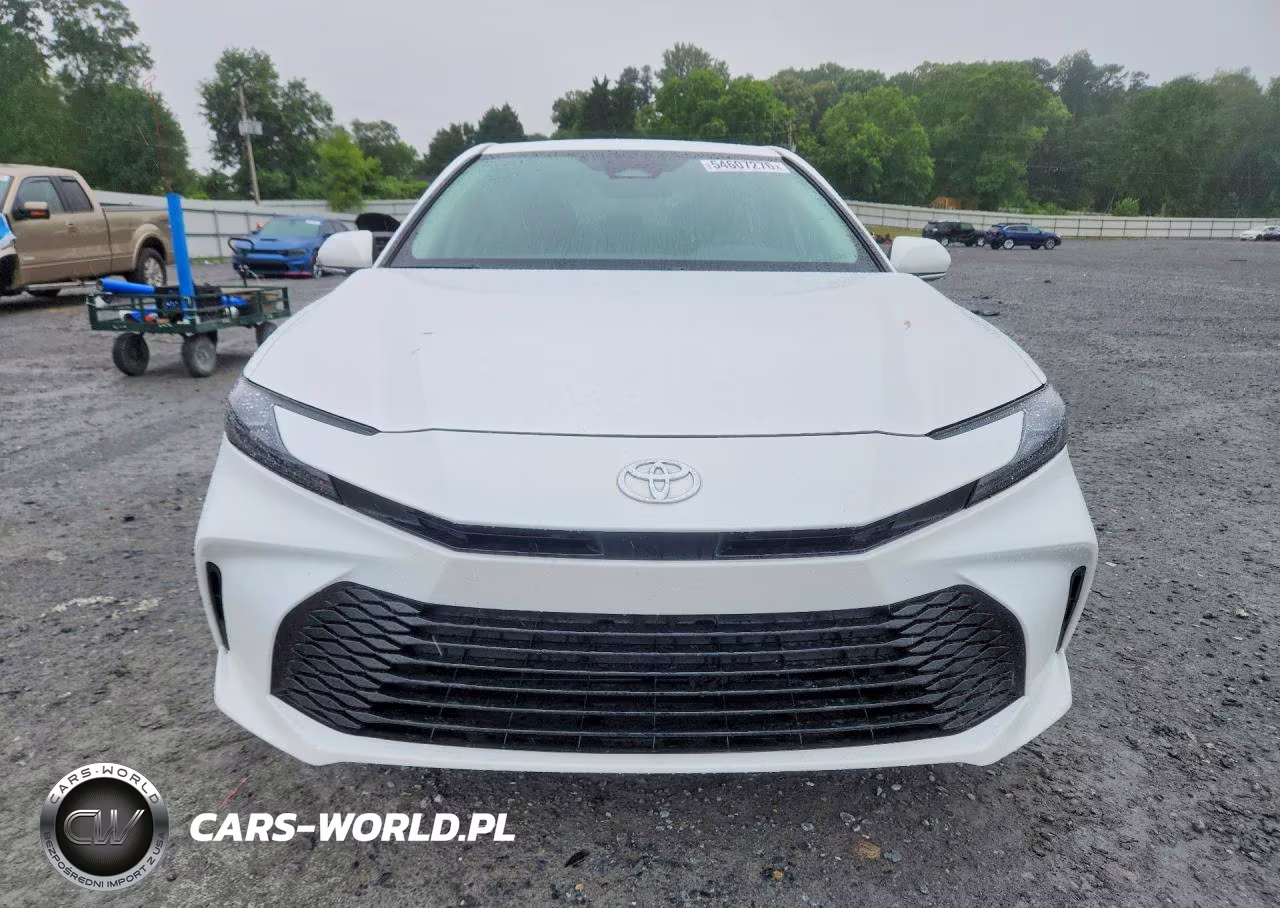 2025 Toyota Camry Le VIN:4T1DAACK5SU649348 - 5