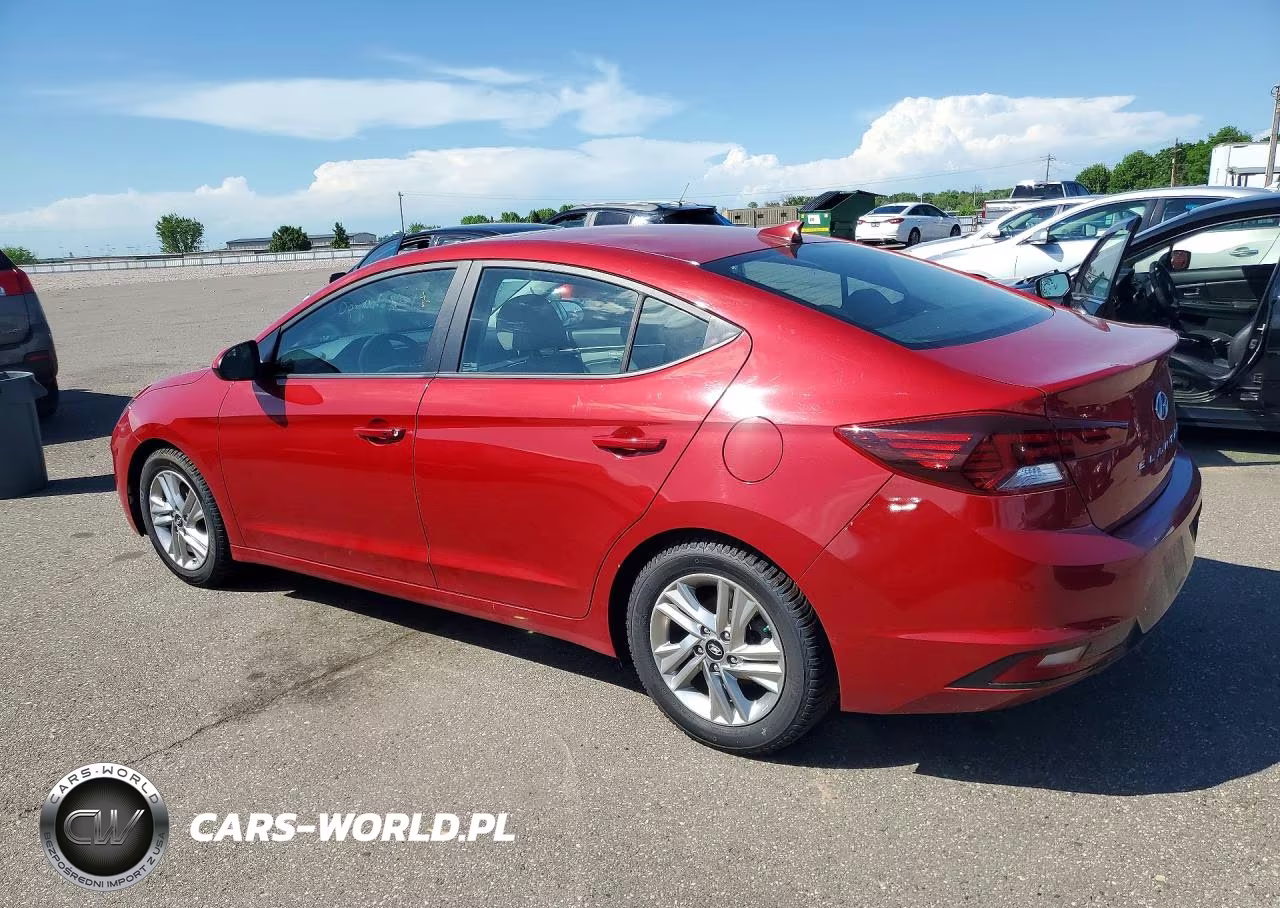 2019 Hyundai Elantra Value Edition VIN:KMHD84LF4KU859911 - 2
