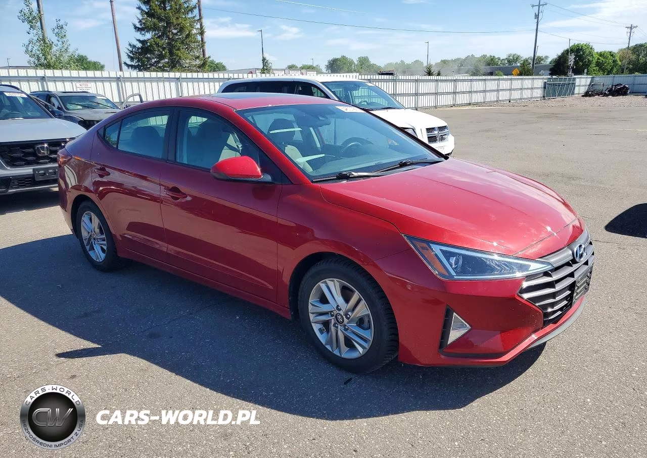 2019 Hyundai Elantra Value Edition VIN:KMHD84LF4KU859911 - 4