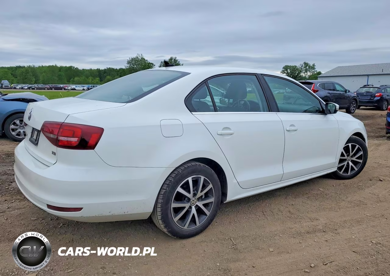 2017 Volkswagen Jetta VIN:3VWDB7AJXHM262738 - 3