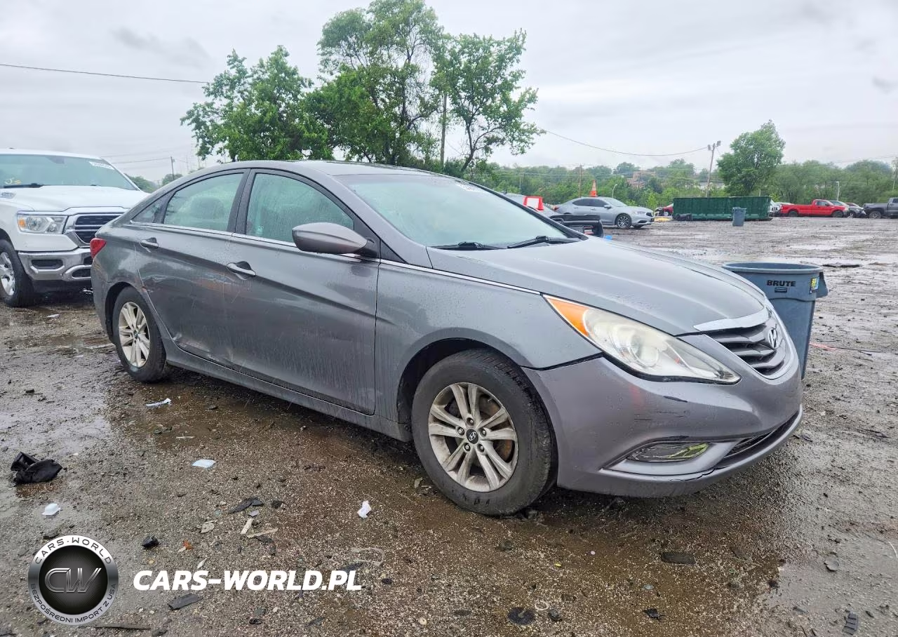 2013 Hyundai Sonata Gls VIN:5NPEB4AC6DH781129 - 4