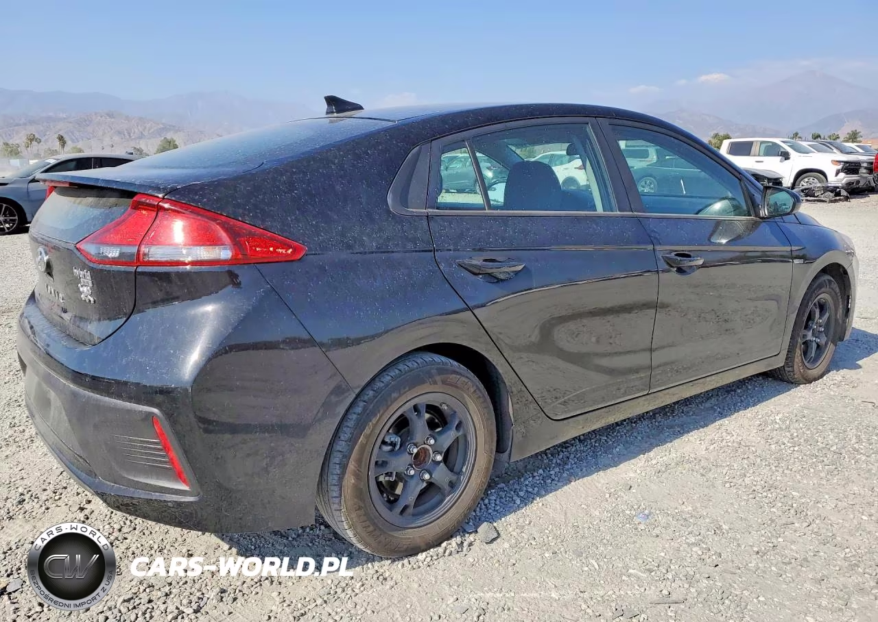 2017 Hyundai Ioniq Blue VIN:KMHC65LC5HU035986 - 3