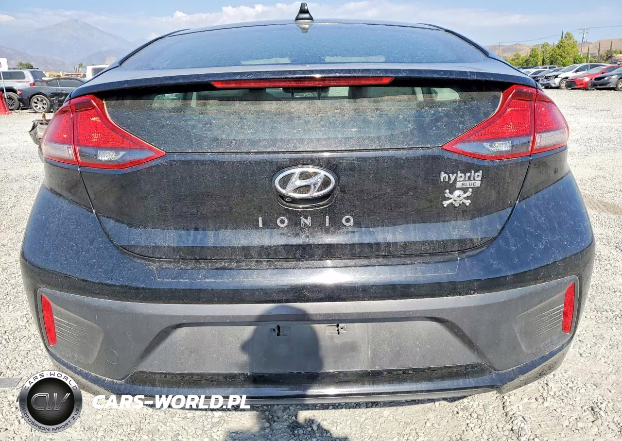 2017 Hyundai Ioniq Blue VIN:KMHC65LC5HU035986 - 6