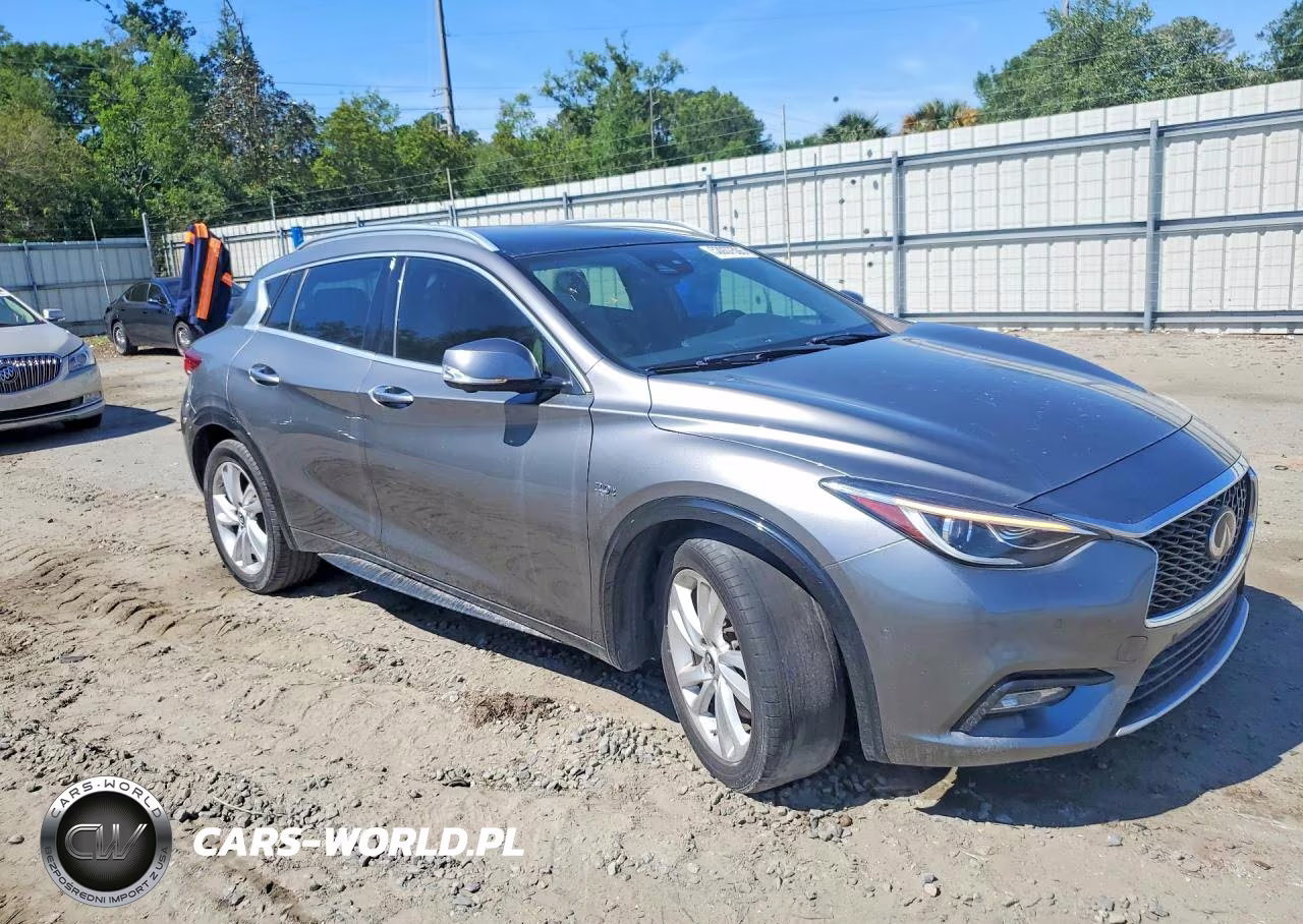 2018 Infiniti Qx30 Premium VIN:SJKCH5CP7JA042007 - 4