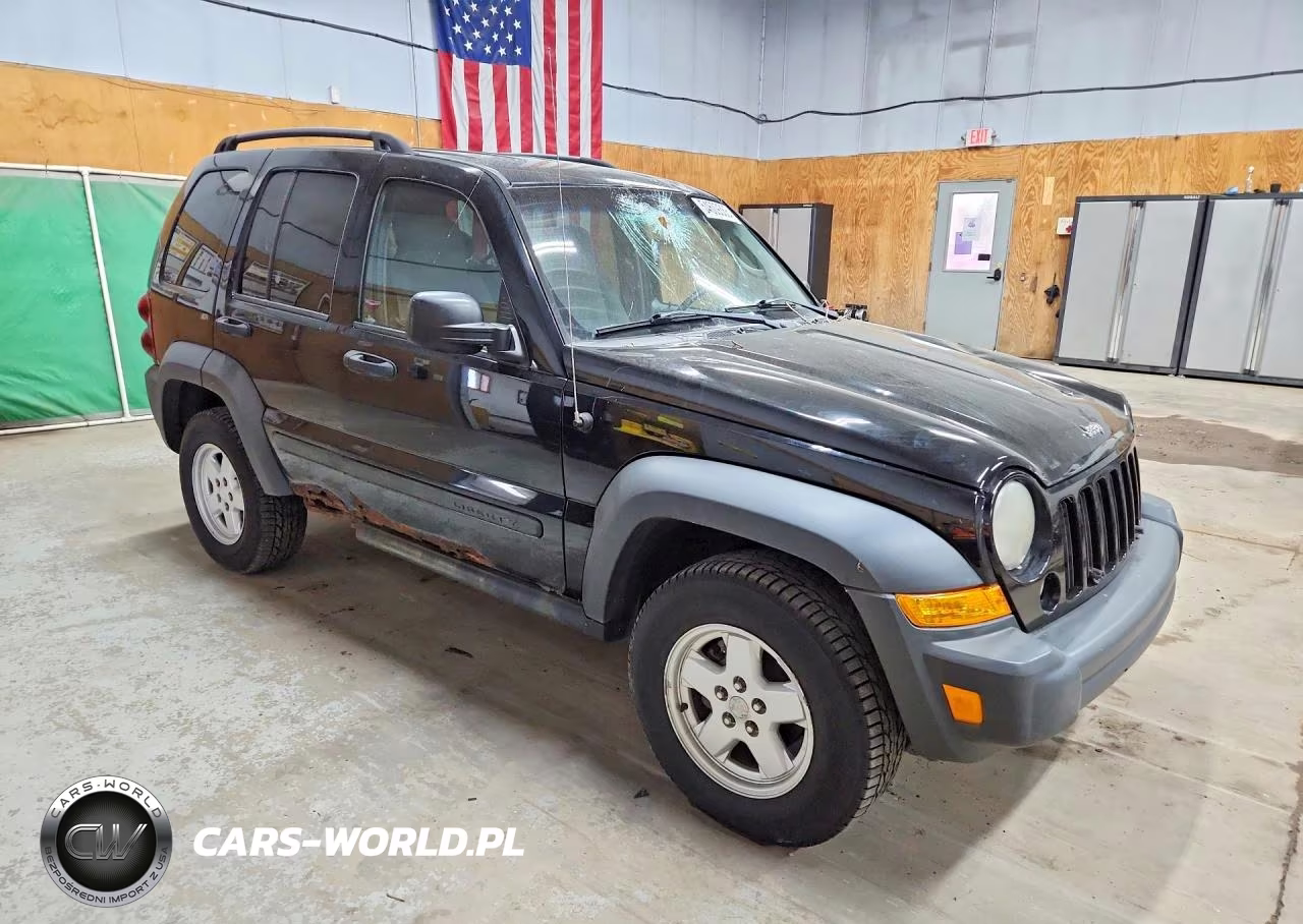 2007 Jeep Liberty Sport VIN:1J4GL48KX7W545028 - 4