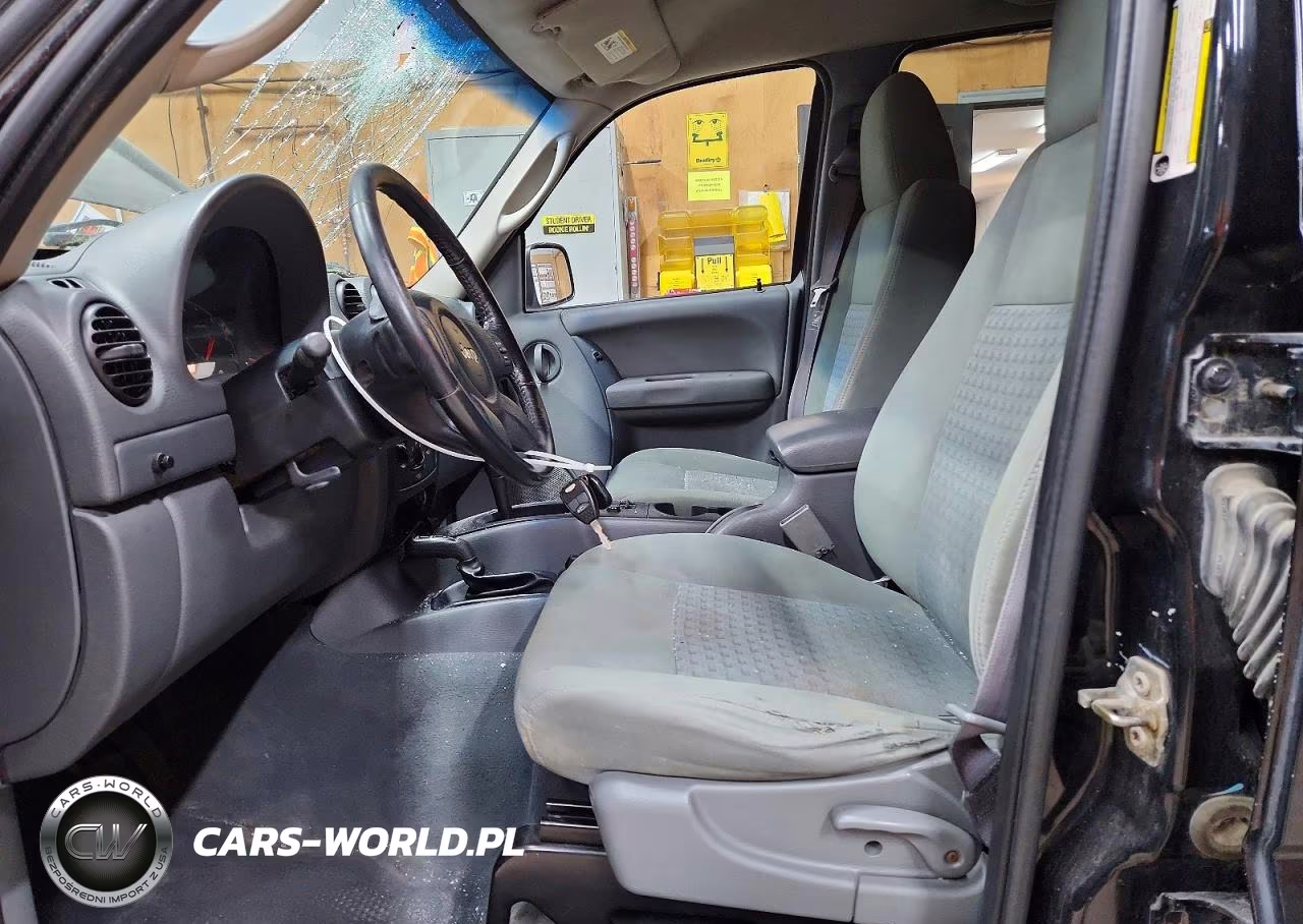 2007 Jeep Liberty Sport VIN:1J4GL48KX7W545028 - 7