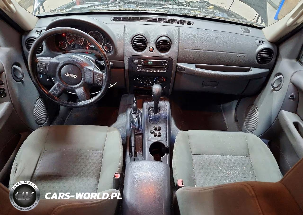 2007 Jeep Liberty Sport VIN:1J4GL48KX7W545028 - 8