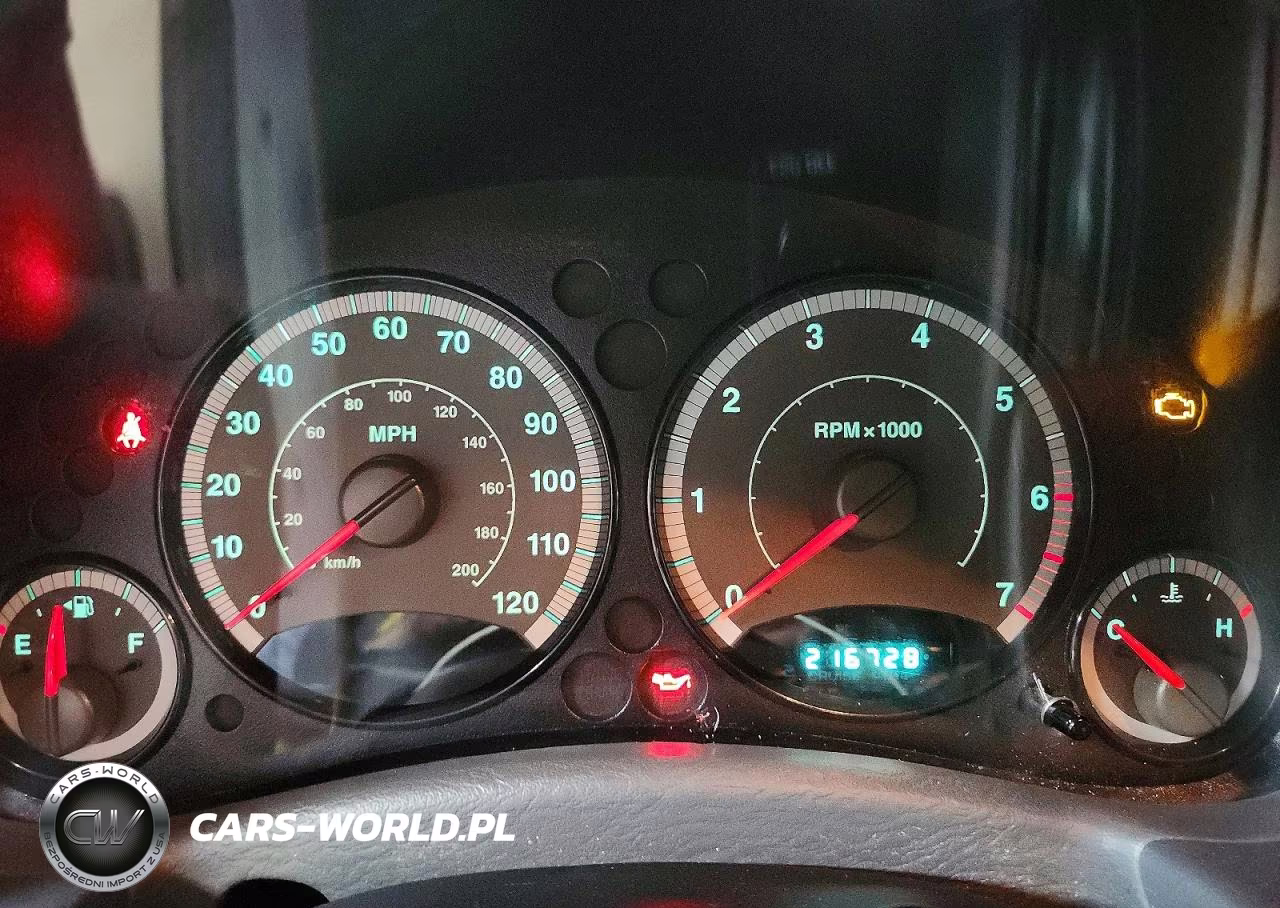 2007 Jeep Liberty Sport VIN:1J4GL48KX7W545028 - 9