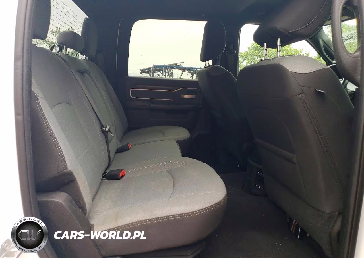 2022 Ram 2500 Big Horn VIN:3C6UR5DL7NG146219 - 10