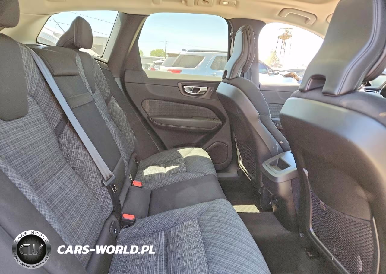 2022 Volvo Xc60 B5 Momentum VIN:YV4L12DK2N1972151 - 11