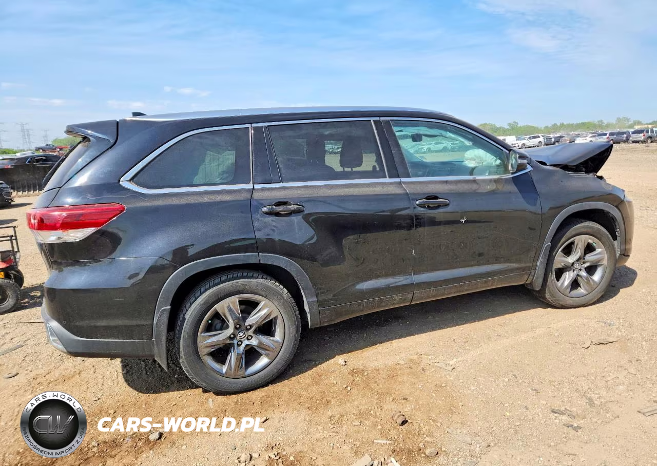 2019 Toyota Highlander Limited Platinum VIN:5TDDZRFH7KS740072 - 3