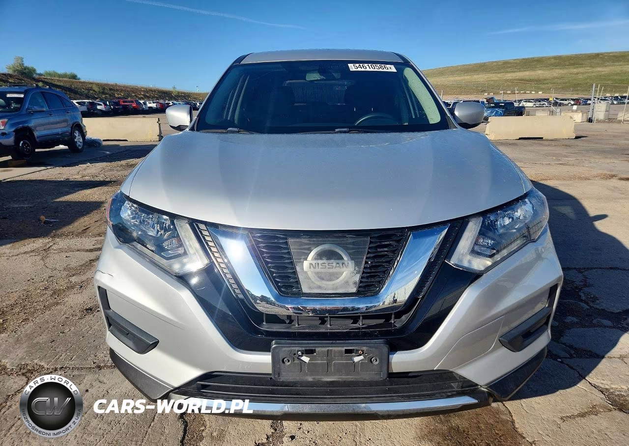 2017 Nissan Rogue S VIN:KNMAT2MVXHP587811 - 5