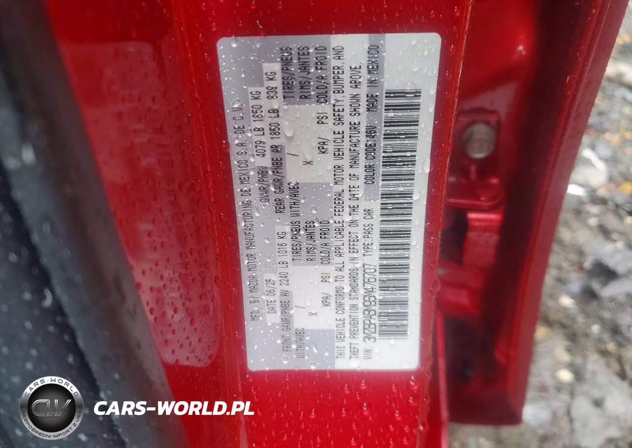 2025 Mazda 3 Select Sport VIN:3MZBPABM9SM476707 - 12