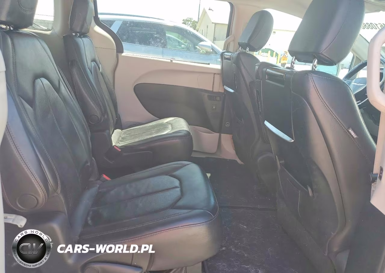 2017 Chrysler Pacifica Touring L Plus VIN:2C4RC1EG7HR759515 - 12