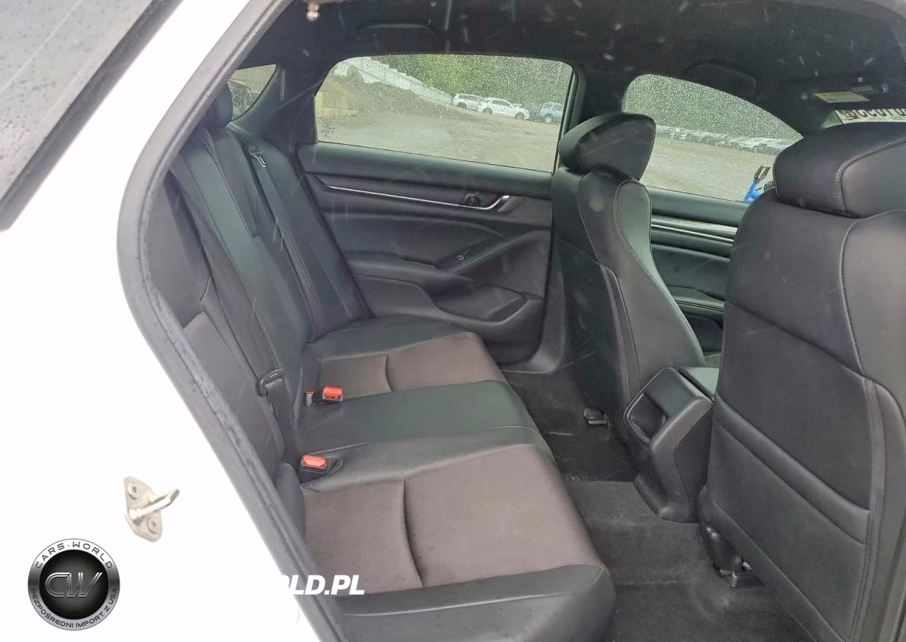 2019 Honda Accord Sport VIN:1HGCV1F3XKA134082 - 10