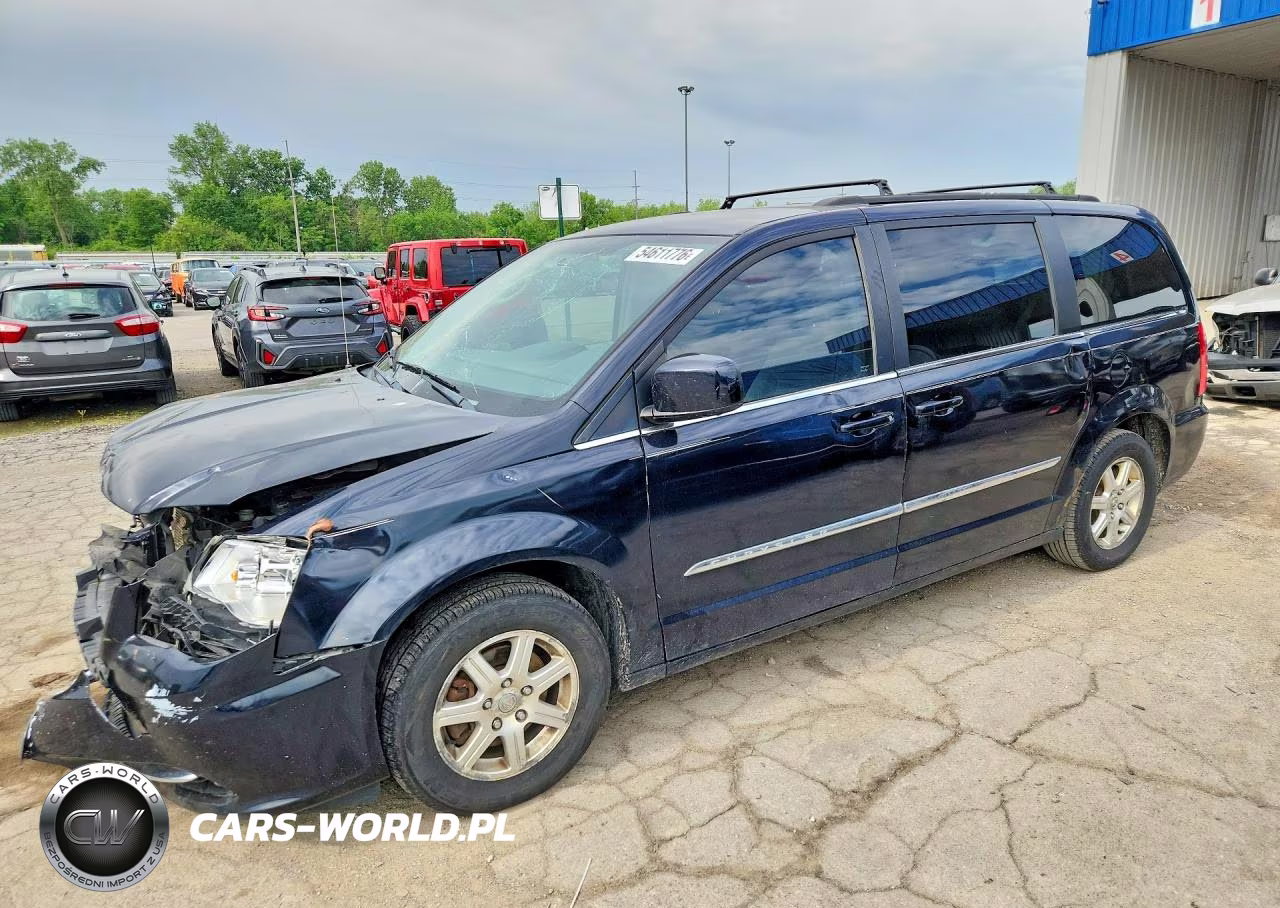 2011 Chrysler Town & Country Touring