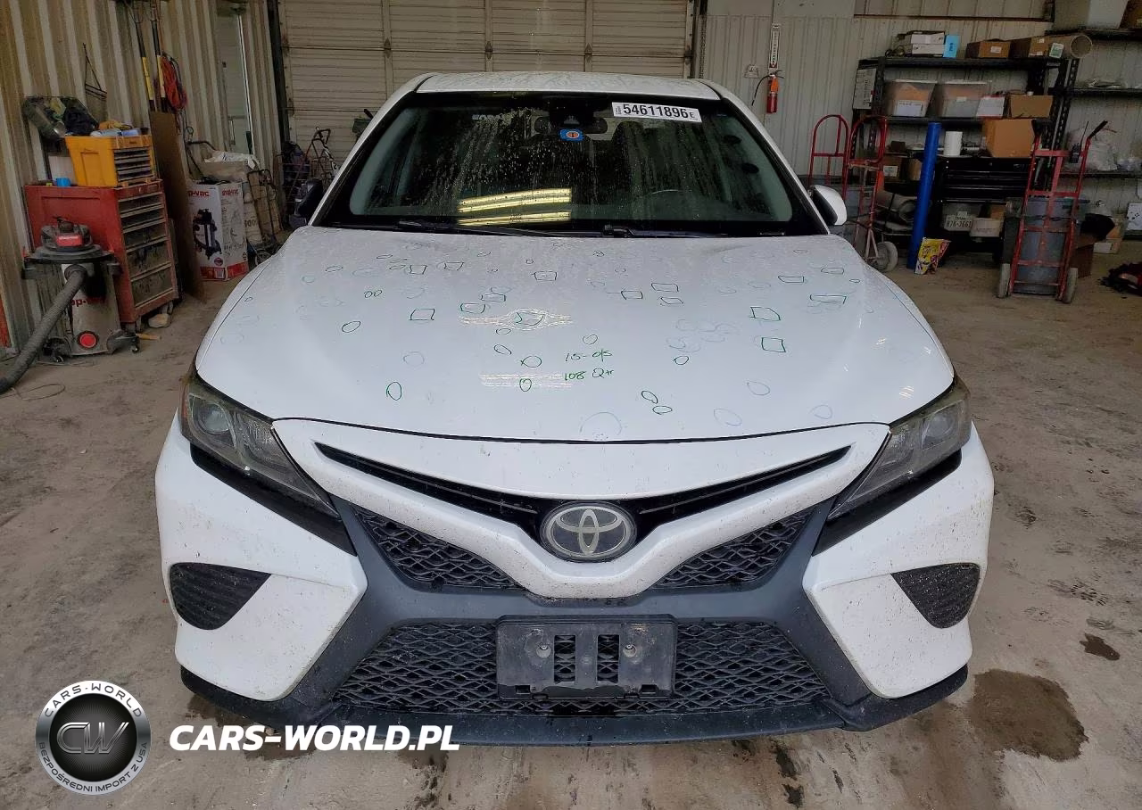 2018 Toyota Camry Se VIN:4T1B11HK4JU053419 - 5