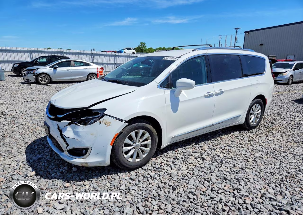 2018 Chrysler Pacifica Touring L