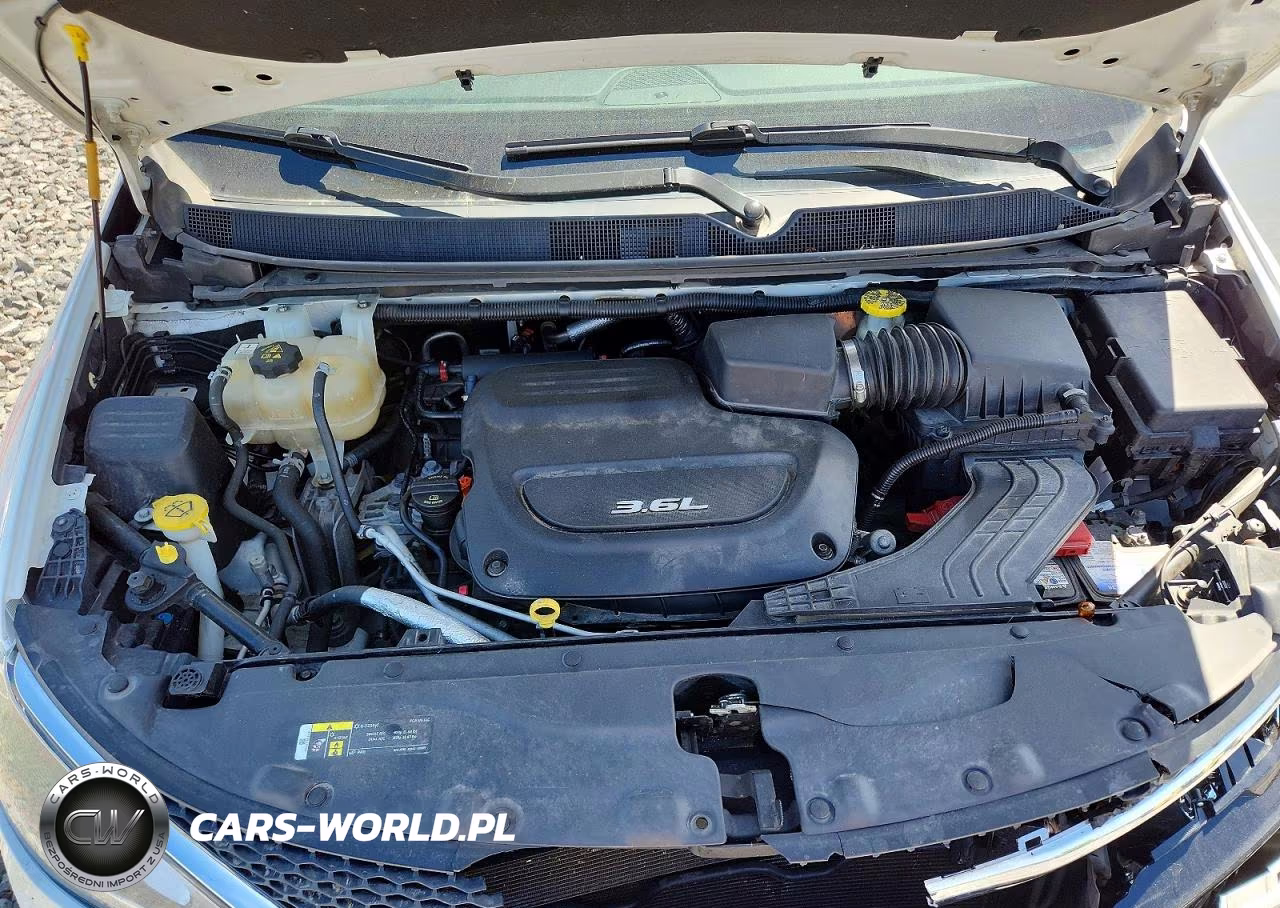 2018 Chrysler Pacifica Touring L VIN:2C4RC1BG2JR258705 - 12