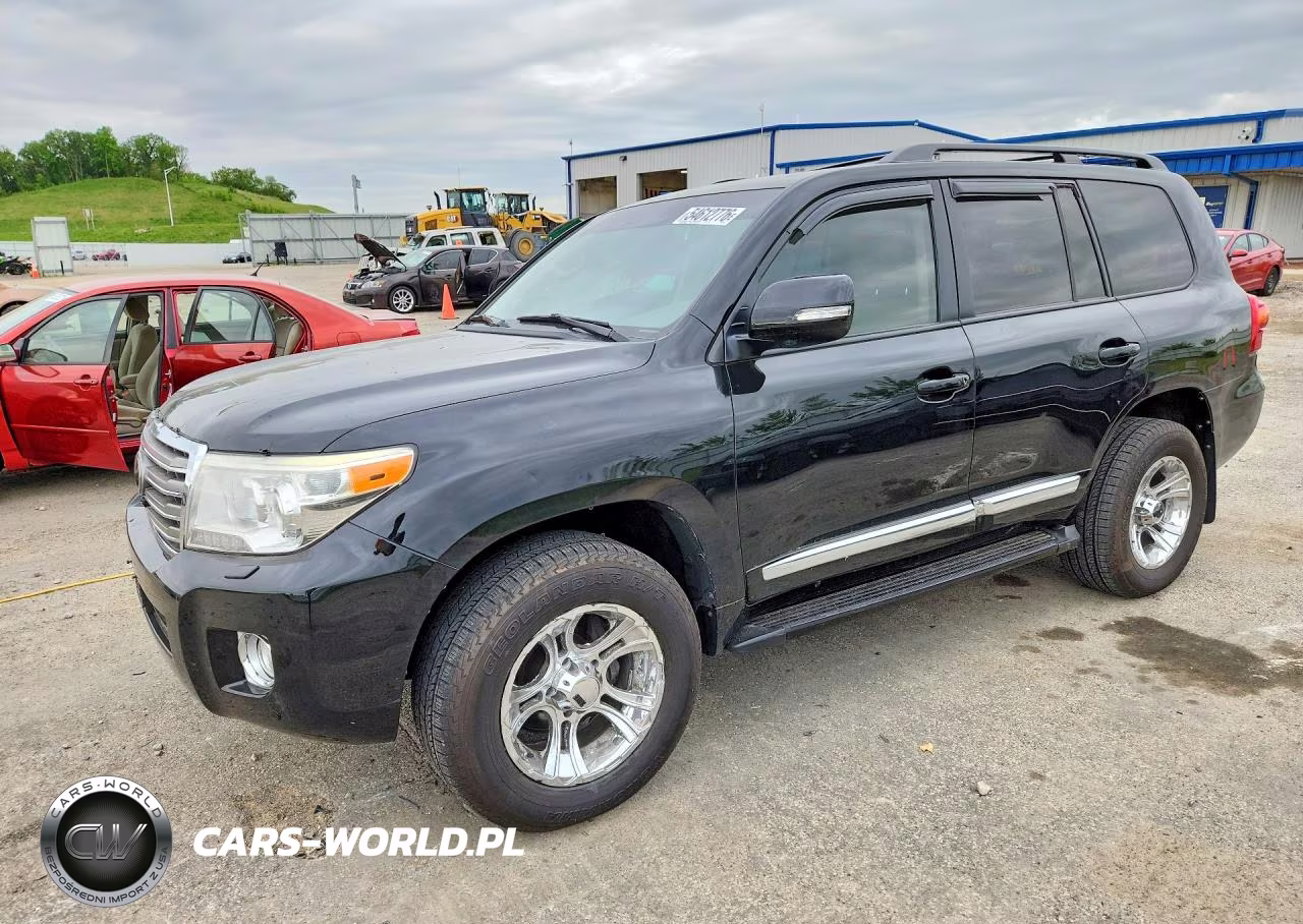 2013 Toyota Land Cruiser Base