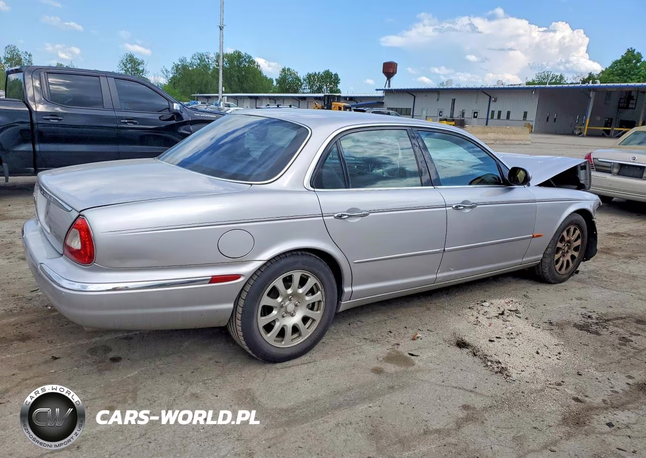 2004 Jaguar Xj8 VIN:SAJWA71C24SG22199 - 3