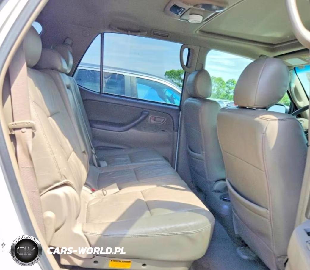 2005 Toyota Sequoia Sr5 VIN:5TDBT44A75S248129 - 10