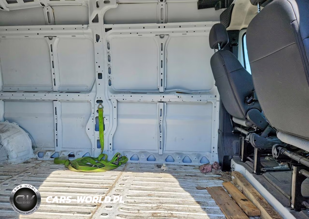 2025 Ram Promaster 3500 Delivery Van VIN:3C6MRVHG3SE569545 - 10
