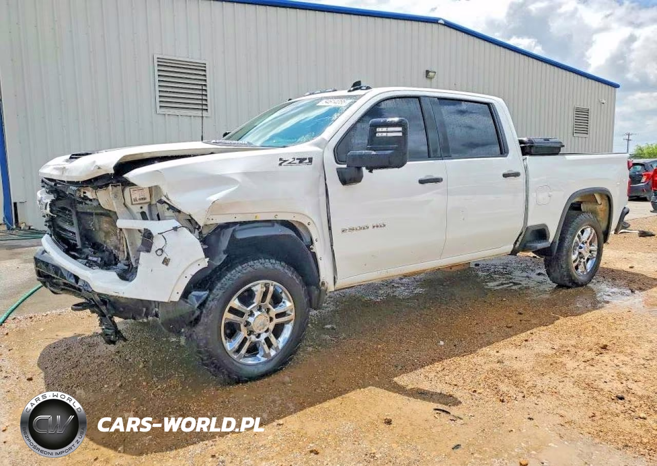 2024 Chevrolet Silverado K2500 Custom – zdjęcie 1 z 12