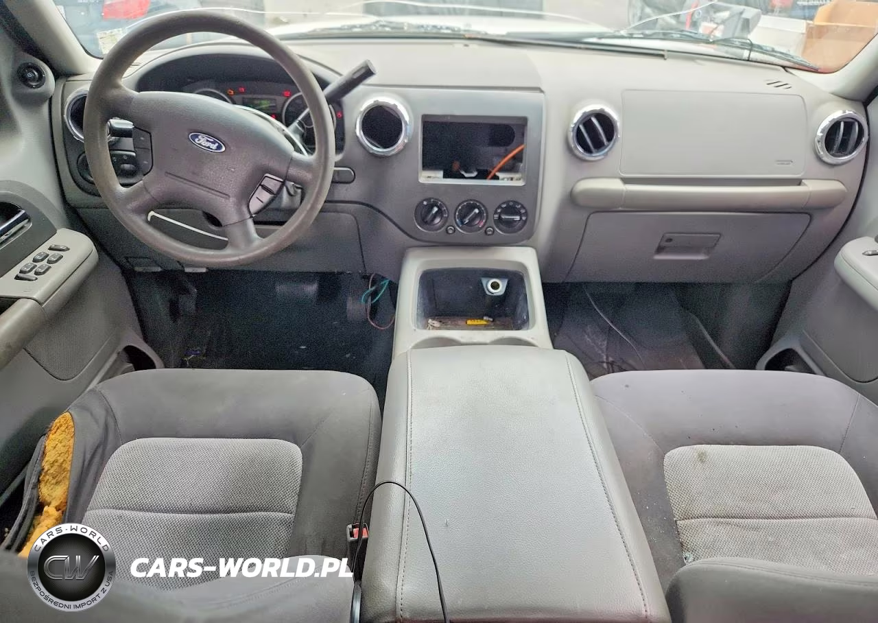 2005 Ford Expedition Xlt VIN:1FMPU15525LA29336 - 8