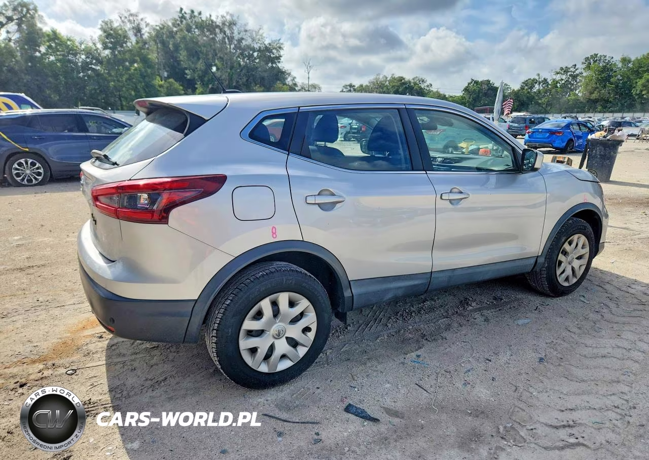 2020 Nissan Rogue Sport S VIN:JN1BJ1CV2LW270368 - 3