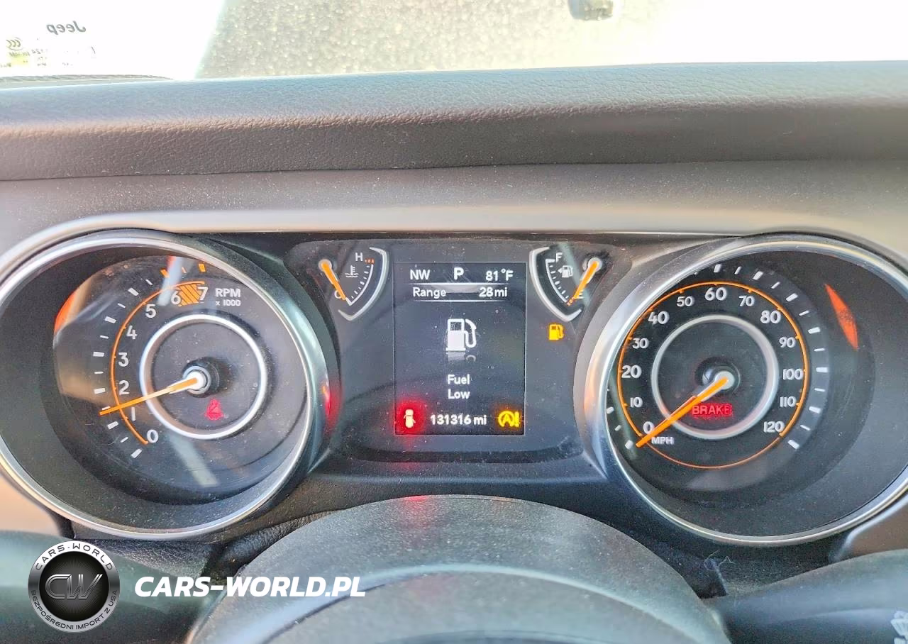 2020 Jeep Wrangler Unlimited Sport VIN:1C4HJXDN6LW114343 - 9