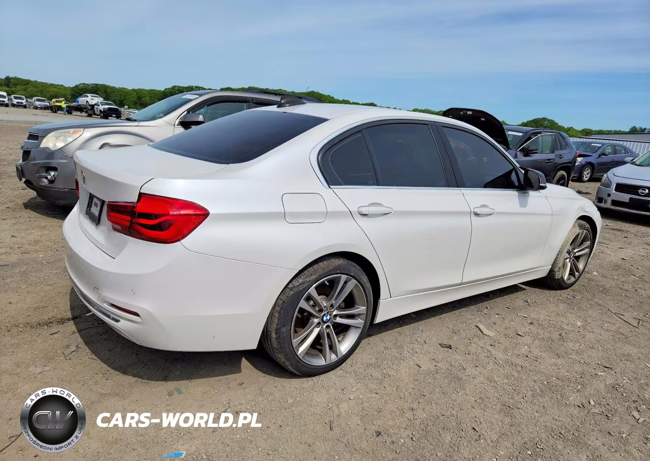 2017 BMW 330 Xi VIN:WBA8D9C3XHA011155 - 3