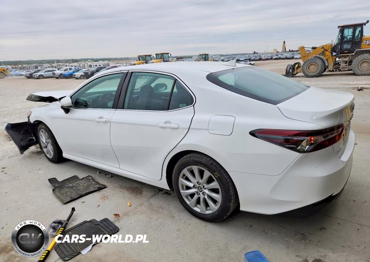 2022 Toyota Camry Le VIN:4T1C11AK8NU639870 - 2