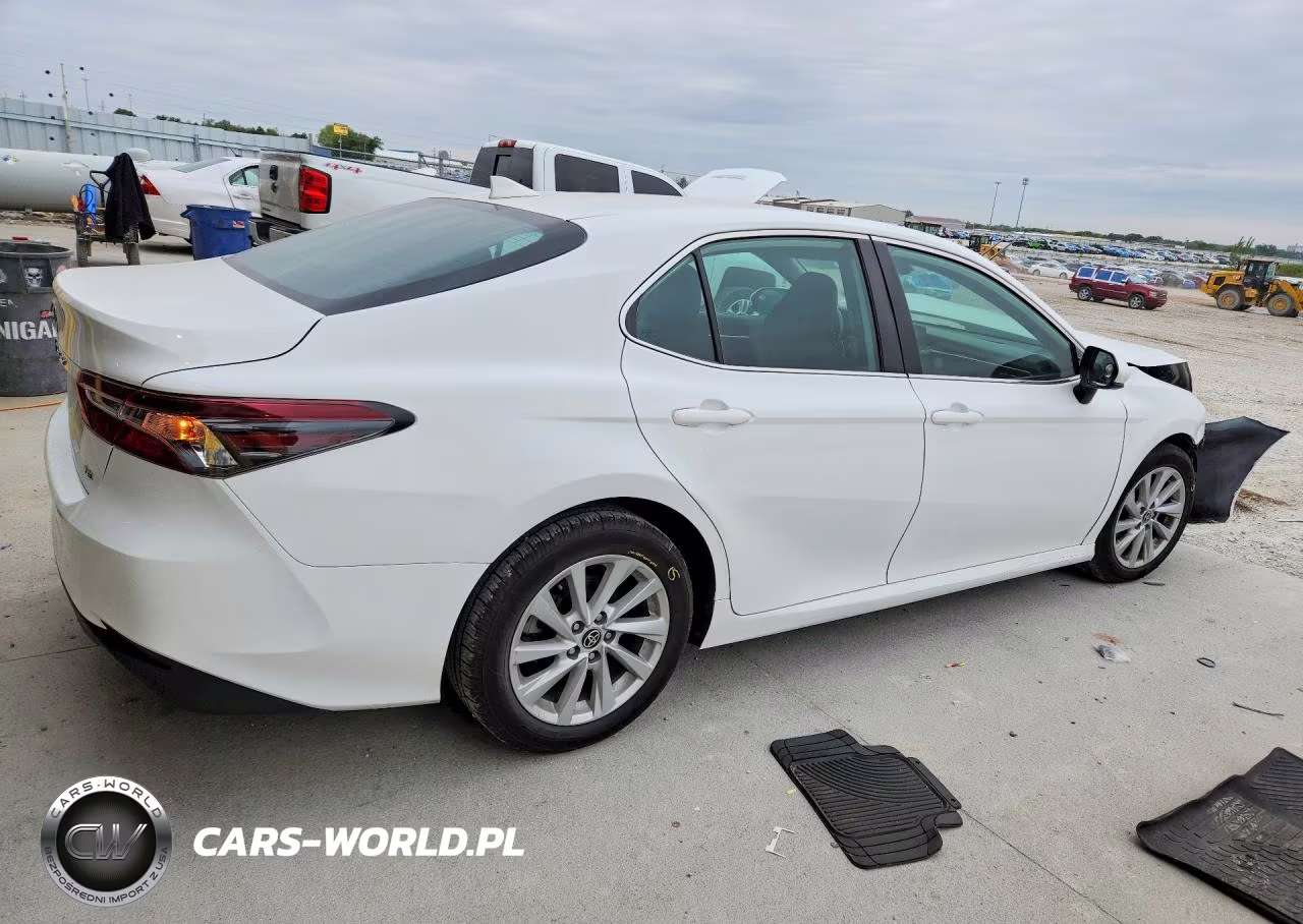 2022 Toyota Camry Le VIN:4T1C11AK8NU639870 - 3