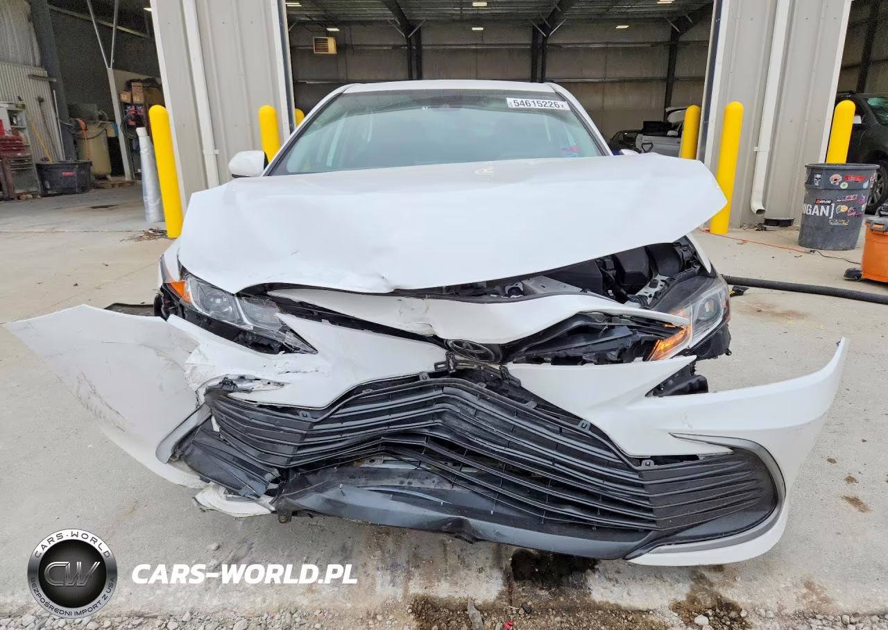 2022 Toyota Camry Le VIN:4T1C11AK8NU639870 - 5