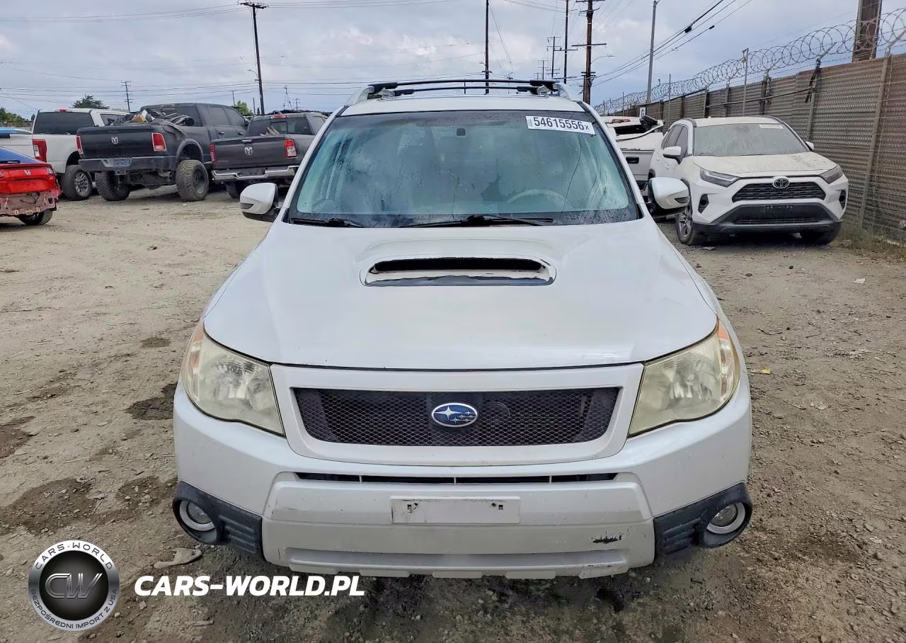 2011 Subaru Forester Touring VIN:JF2SHGGC1BH722478 - 5