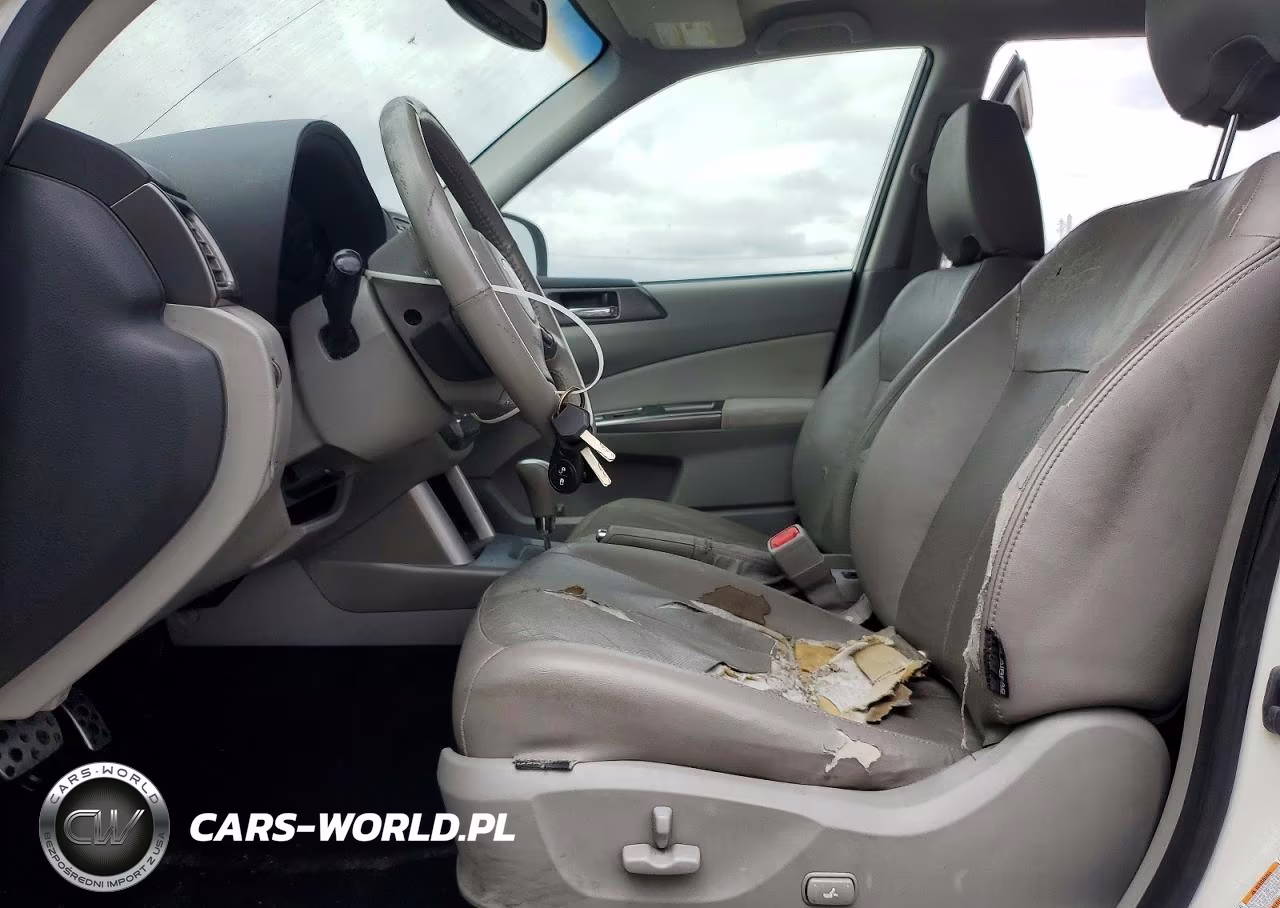 2011 Subaru Forester Touring VIN:JF2SHGGC1BH722478 - 7