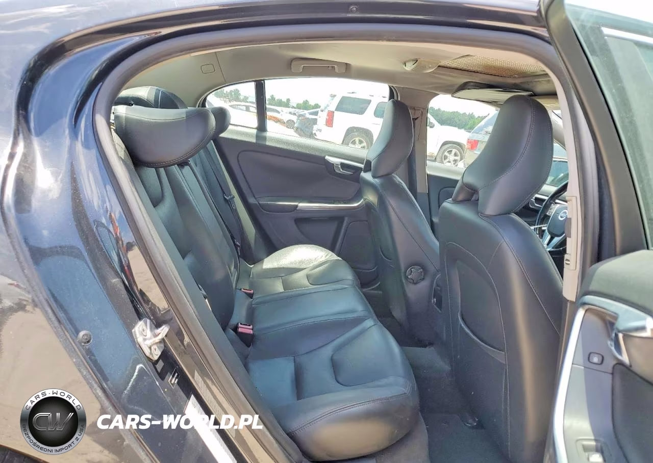 2015 Volvo S60 Premier VIN:YV126MFB4F1307868 - 10