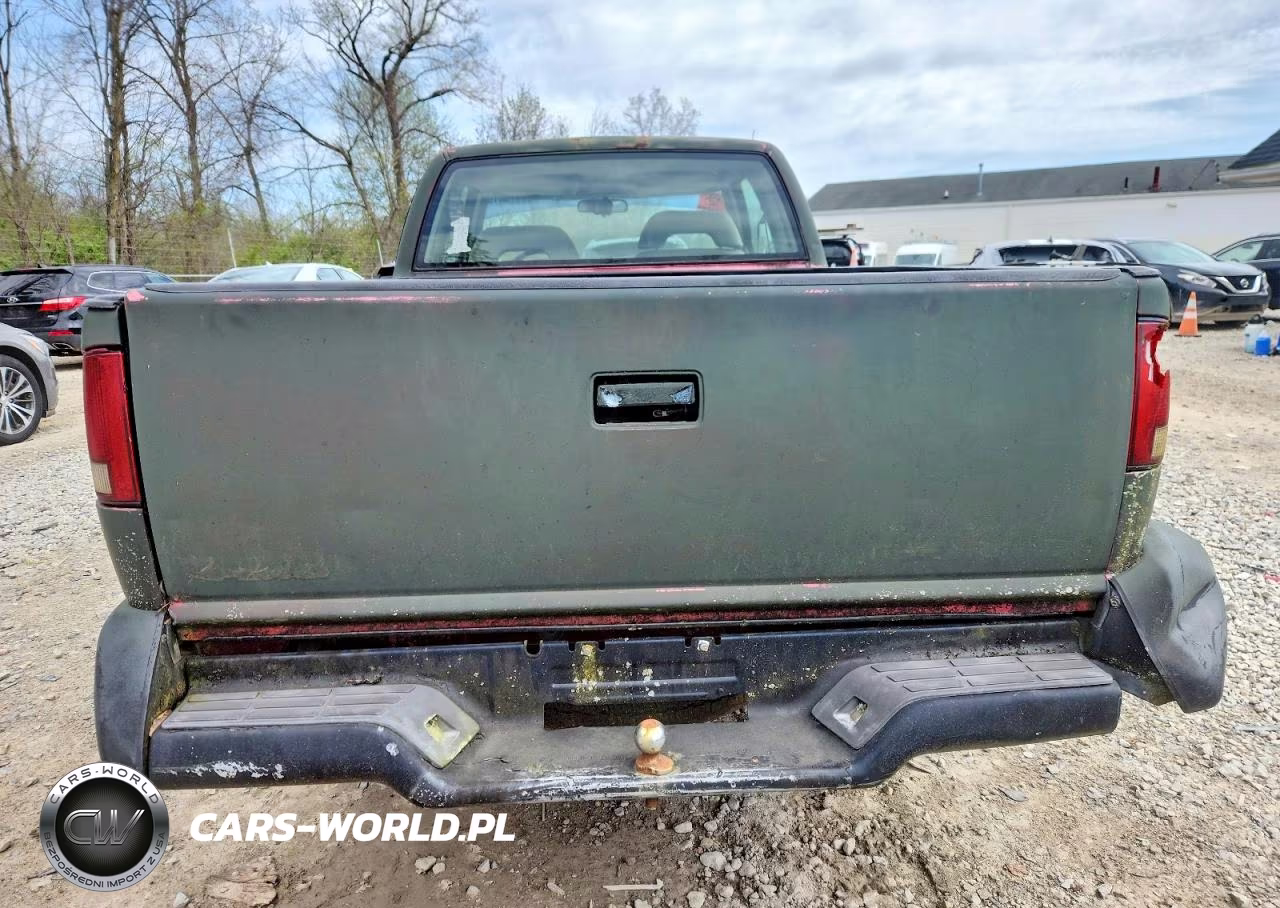 1996 Chevrolet S Truck S10 VIN:1GCCT19W1TK186755 - 10