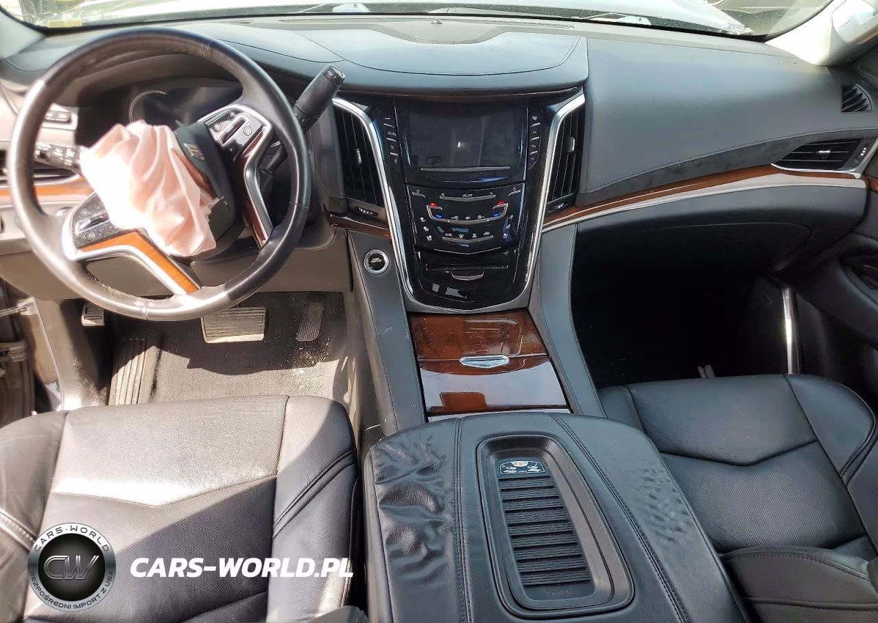 2018 Cadillac Escalade Luxury VIN:1GYS4BKJ1JR276208 - 8
