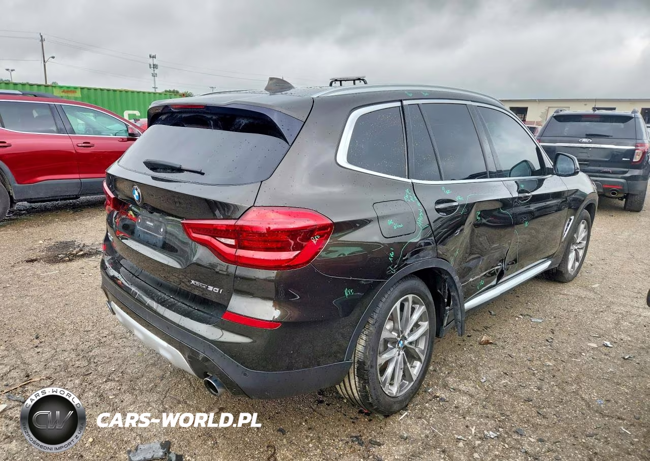 2019 BMW X3 xDrive30I VIN:5UXTR9C58KLP87455 - 3