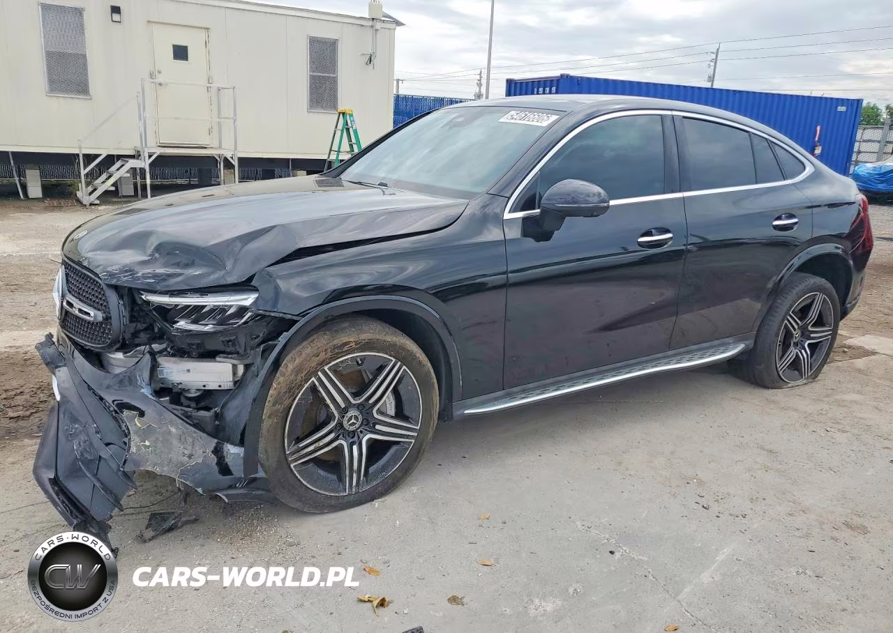 2025 Mercedes-Benz Glc Coupe 300 4Matic – zdjęcie 1 z 12