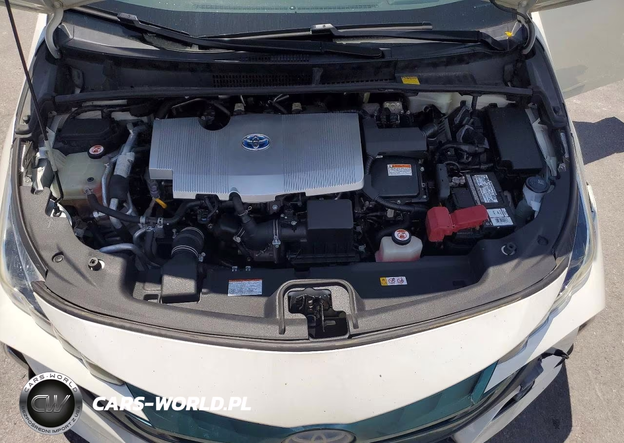 2017 Toyota Prius Prime Advanced VIN:JTDKARFP0H3024310 - 11