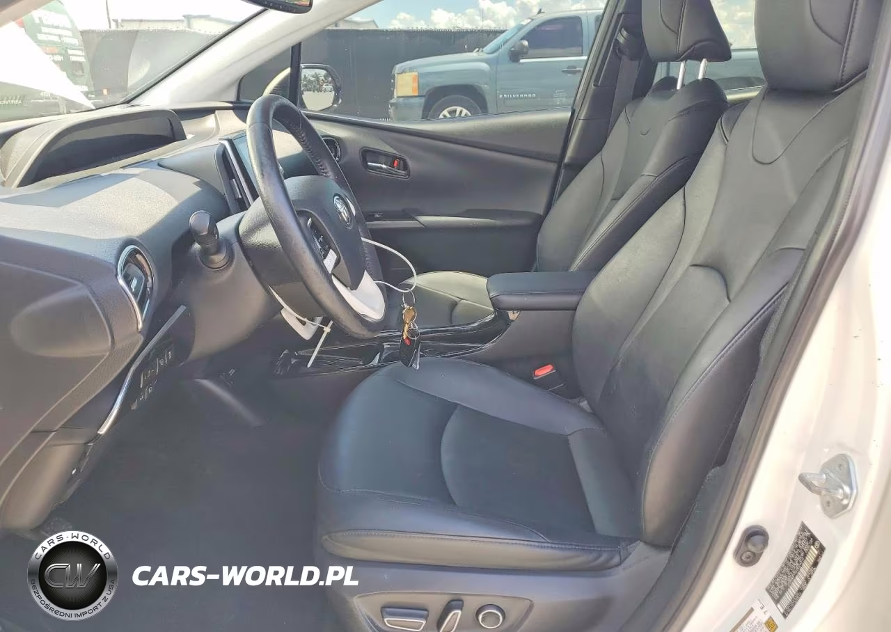 2017 Toyota Prius Prime Advanced VIN:JTDKARFP0H3024310 - 7