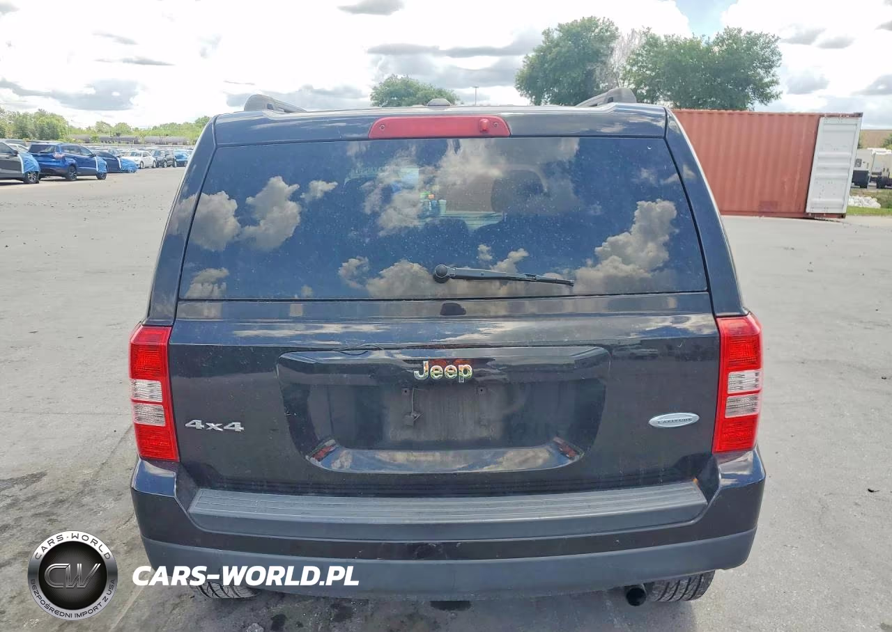 2016 Jeep Patriot Latitude VIN:1C4NJRFB5GD673045 - 6