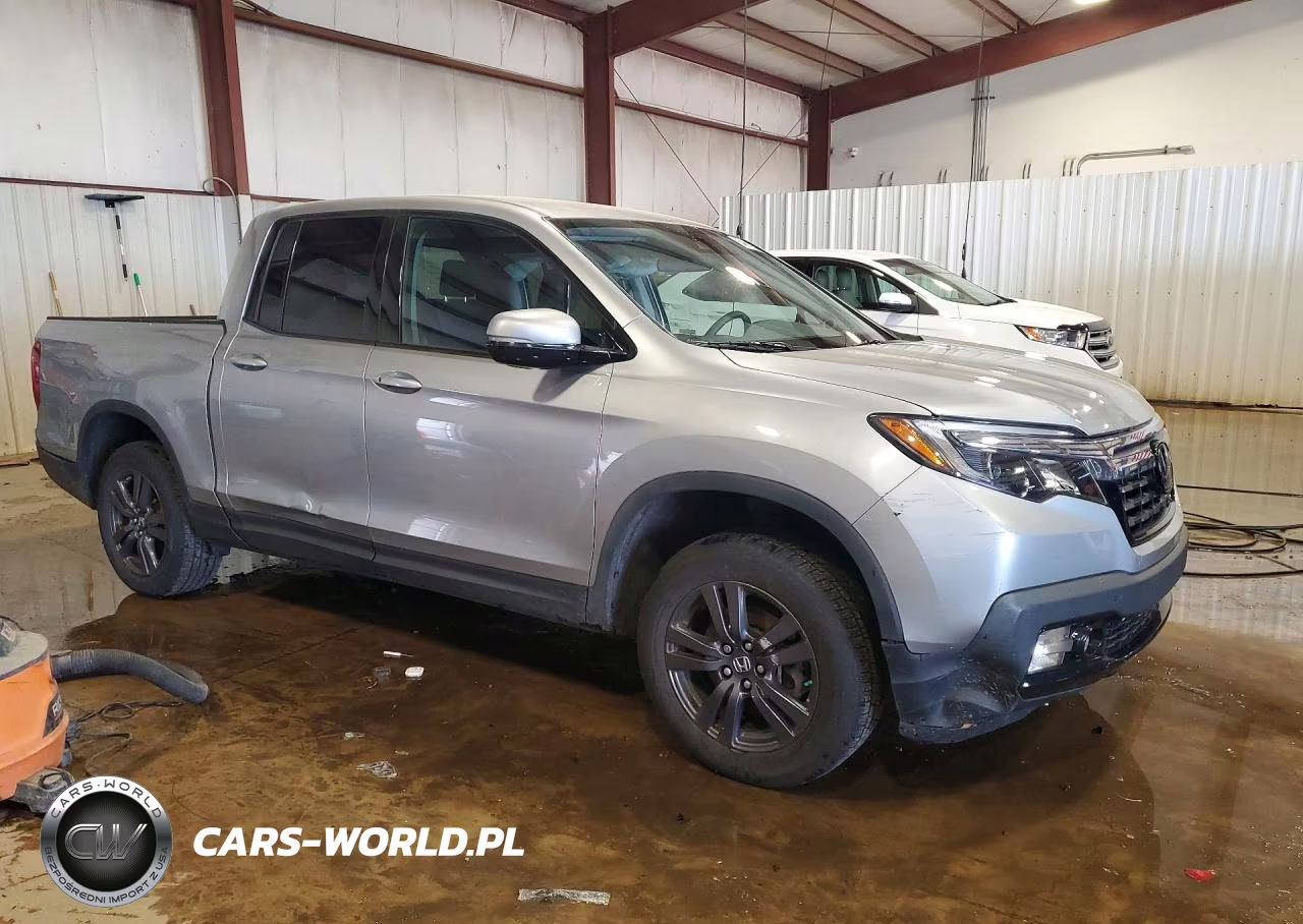 2020 Honda Ridgeline Sport VIN:5FPYK3F18LB017611 - 4