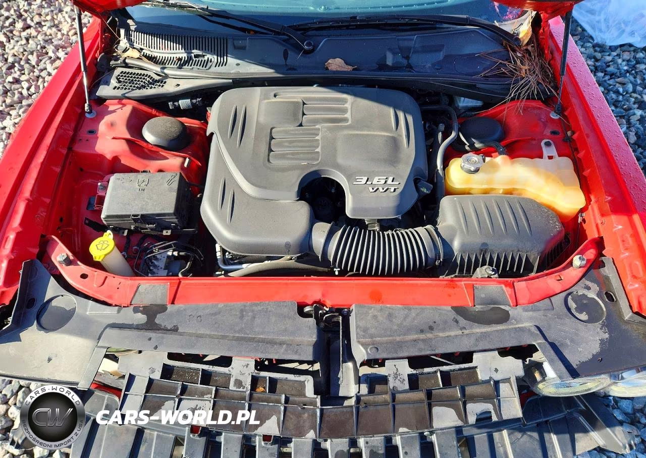 2018 Dodge Challenger Sxt VIN:2C3CDZAG4JH112562 - 11