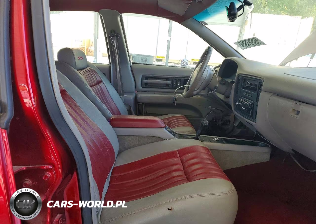 1996 Chevrolet Caprice - Impala Classic Ss VIN:1G1BL52P6TR152090 - 7