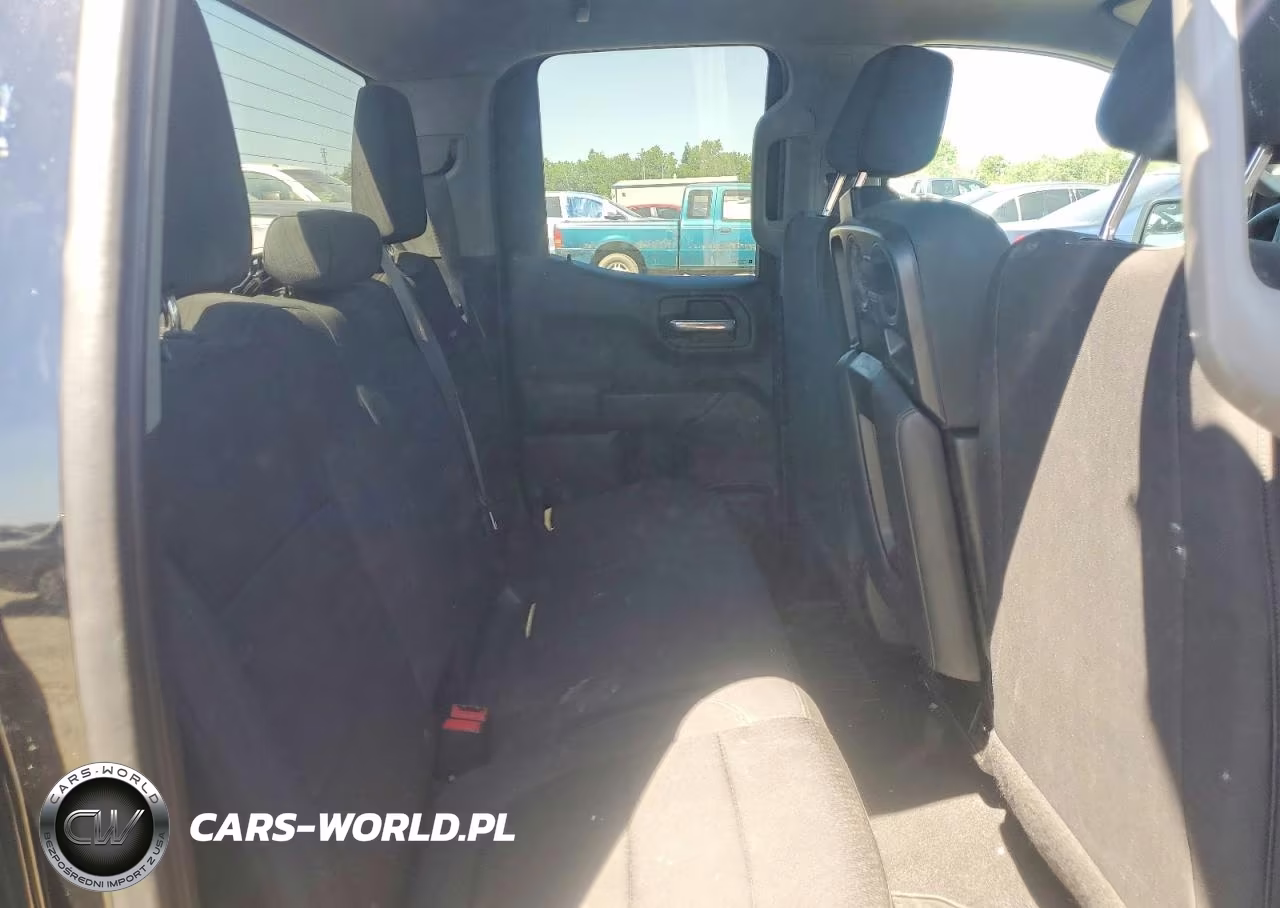 2021 Chevrolet Silverado K1500 Custom VIN:1GCRYBEK0MZ298413 - 10