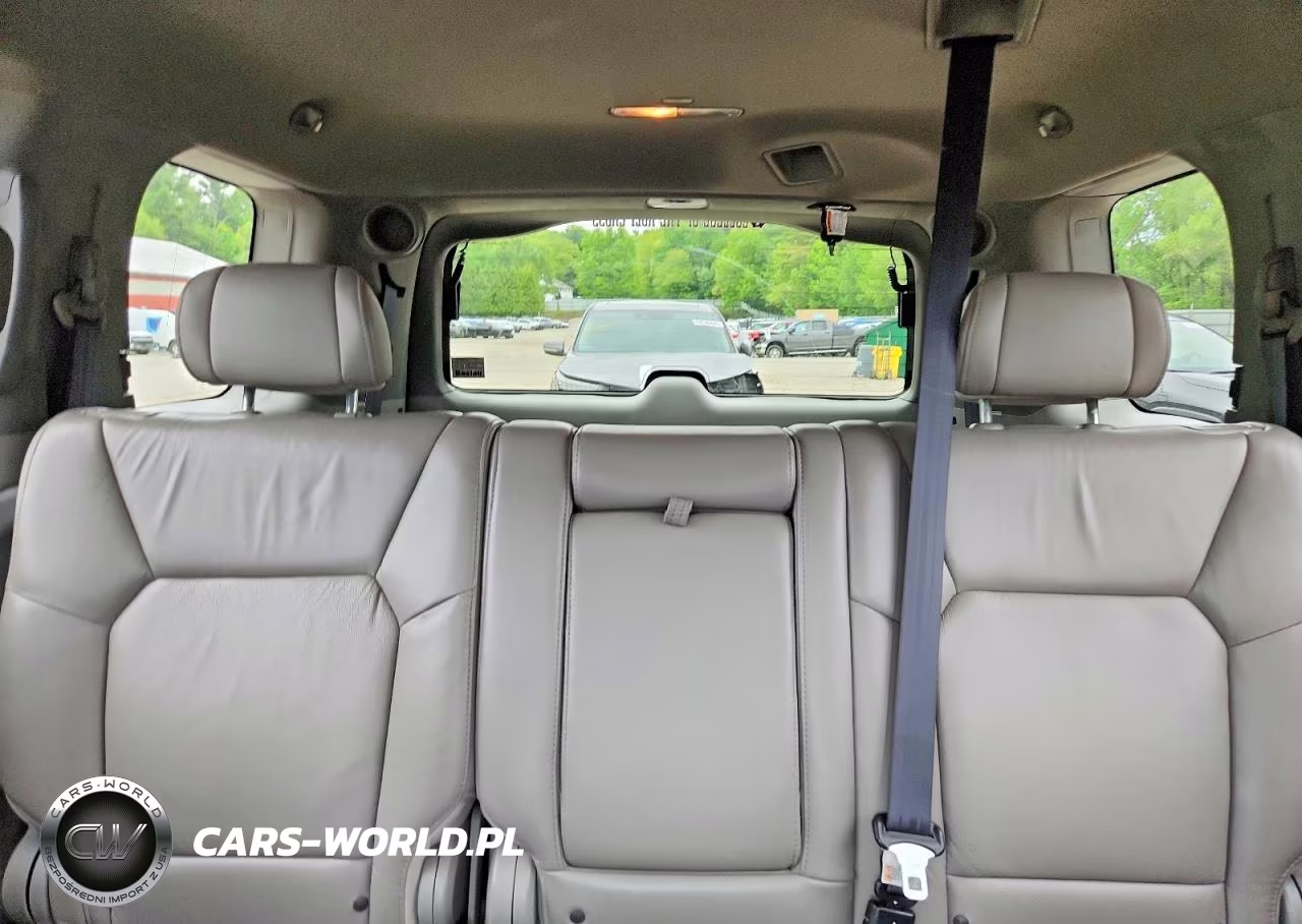 2011 Honda Pilot VIN:5FNYF4H62BB081587 - 10